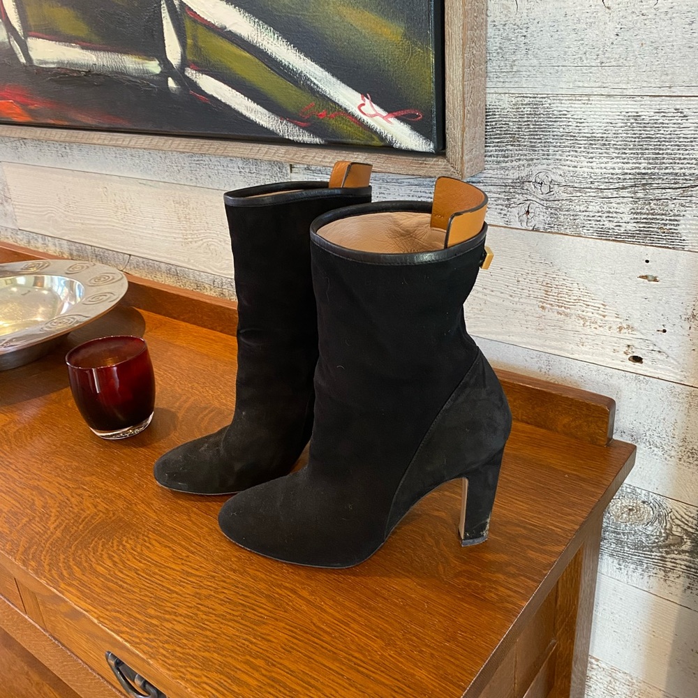 Stuart Weitzman ankle boots!  Classy and Comfortable!